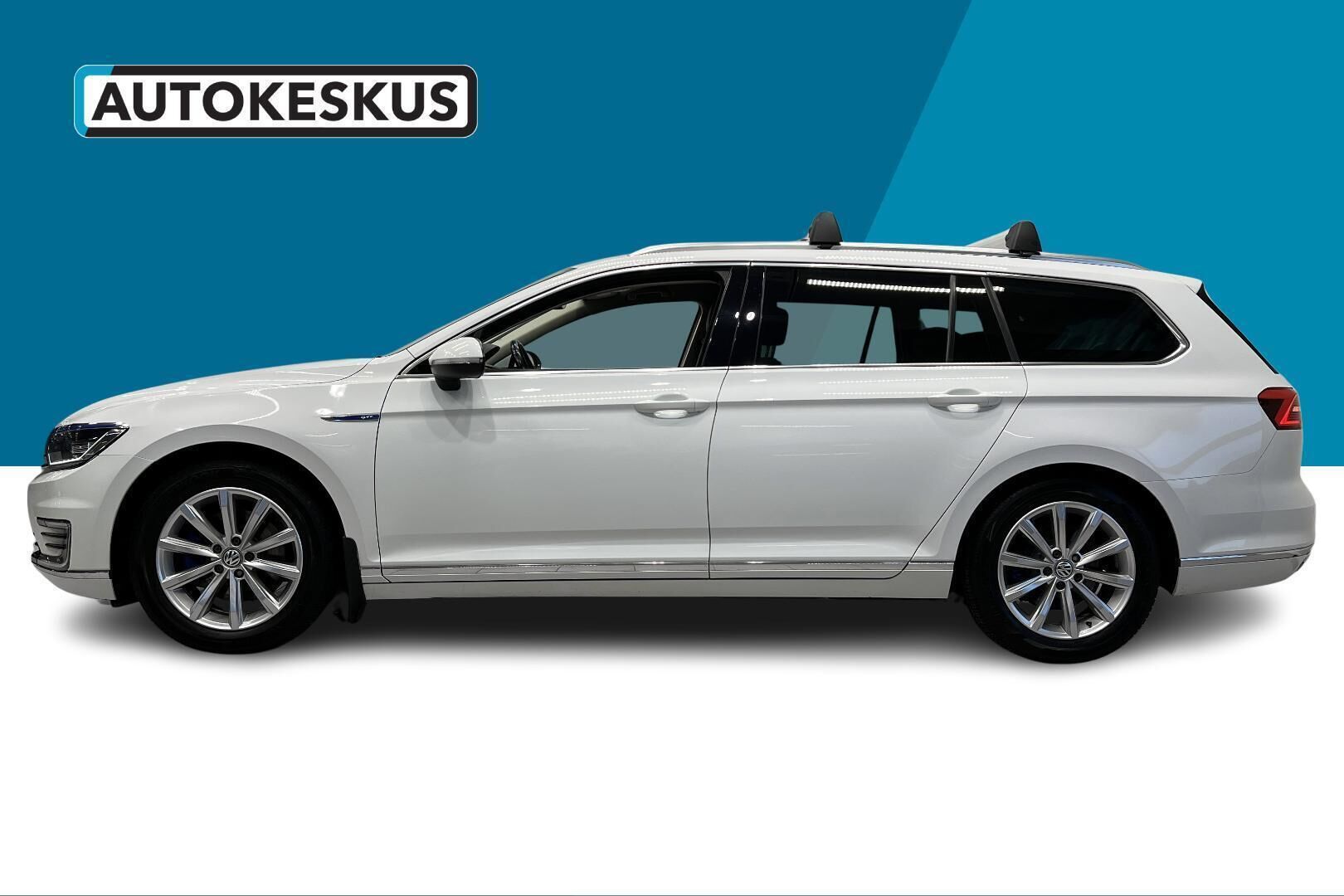 Volkswagen Passat iso kuva 8