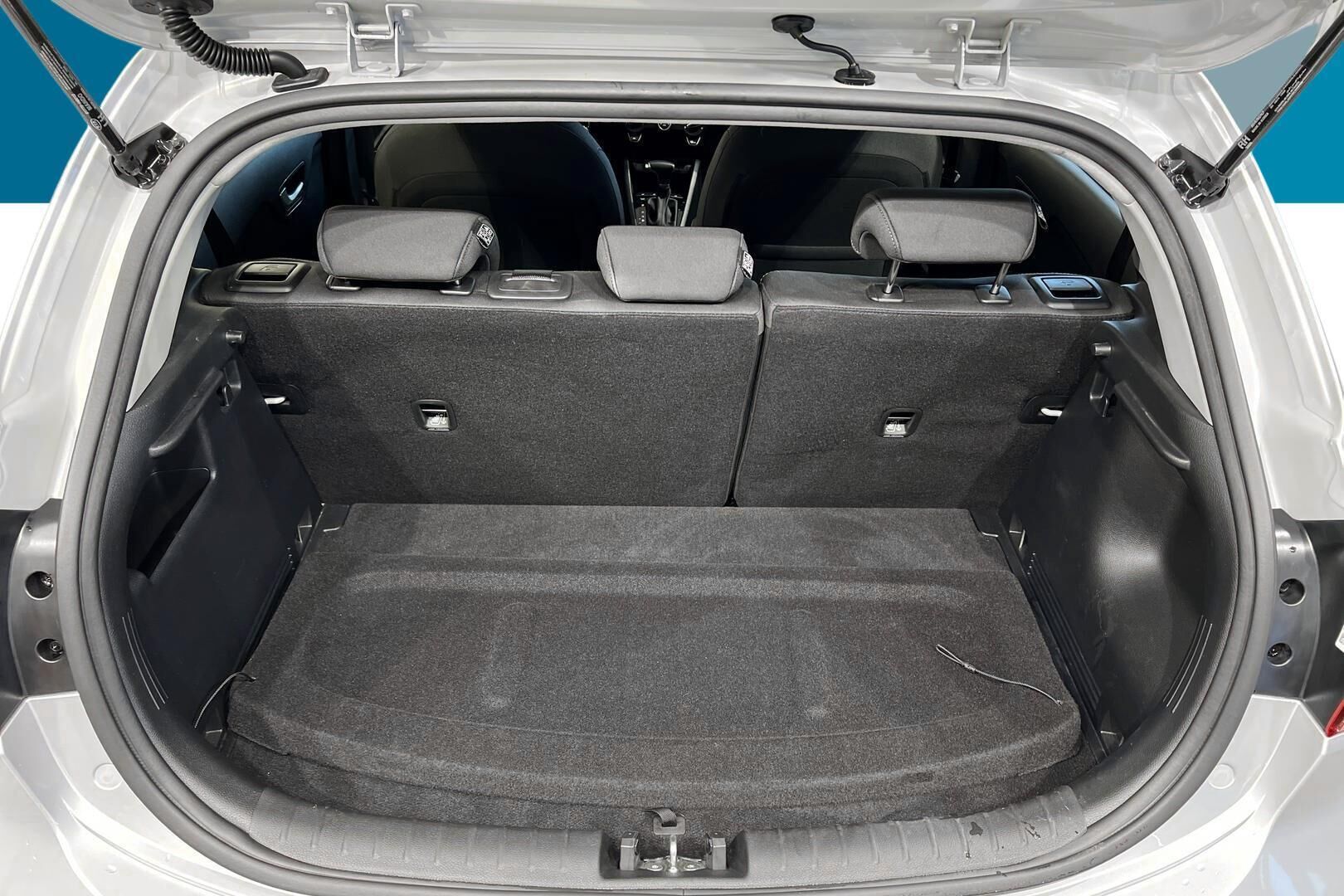 Kia Rio iso kuva 12