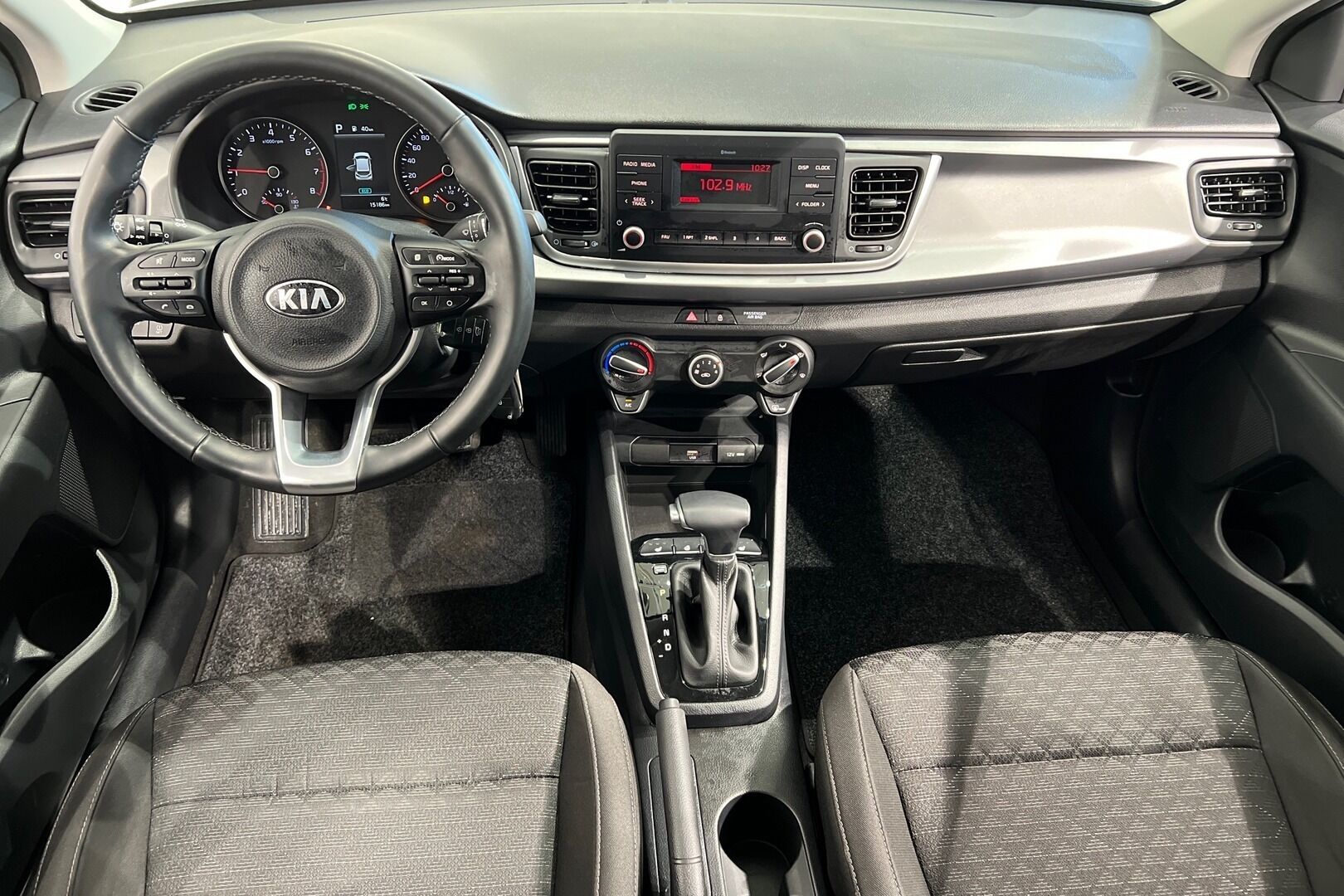 Kia Rio iso kuva 2