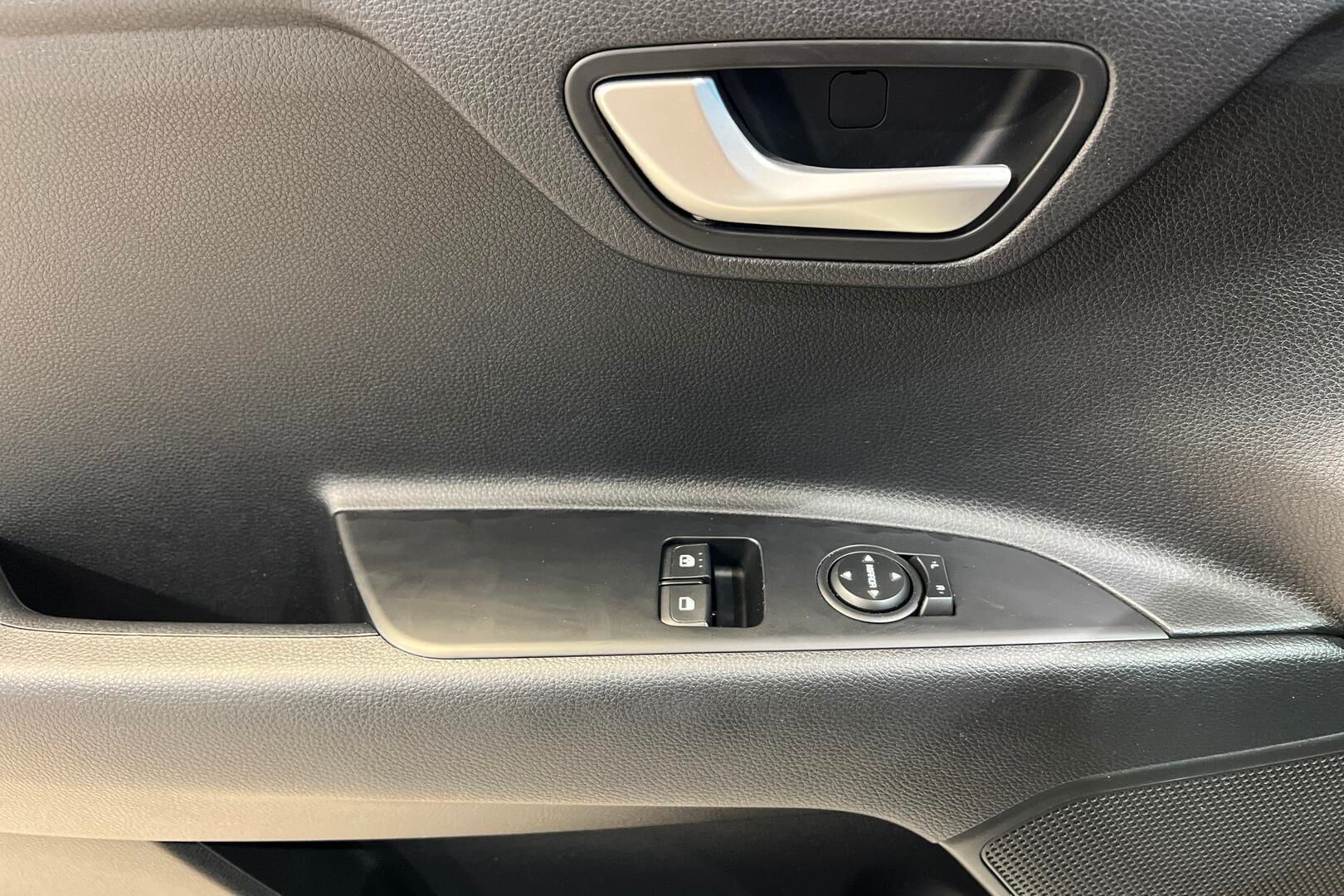 Kia Rio iso kuva 23