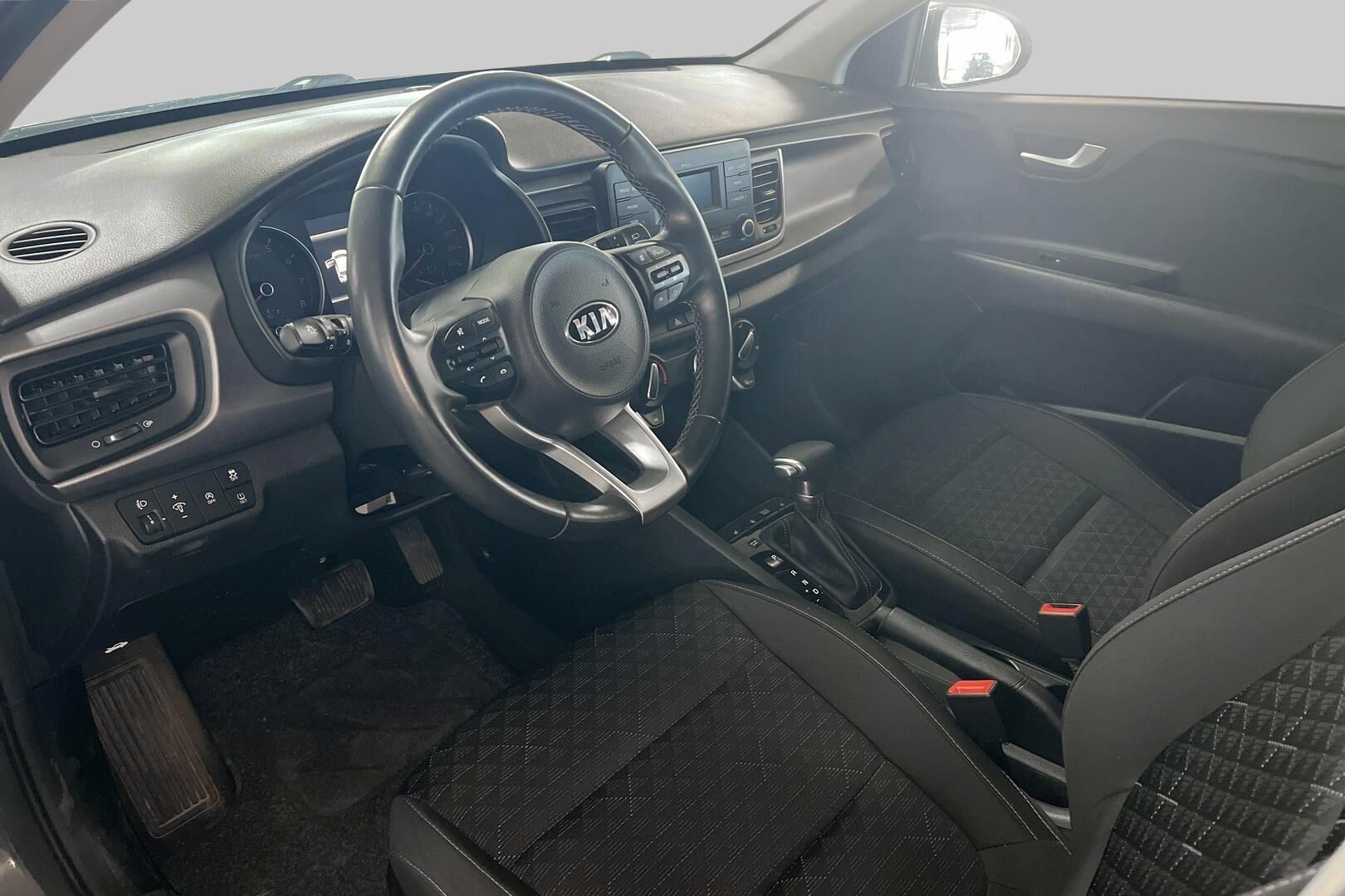 Kia Rio iso kuva 2