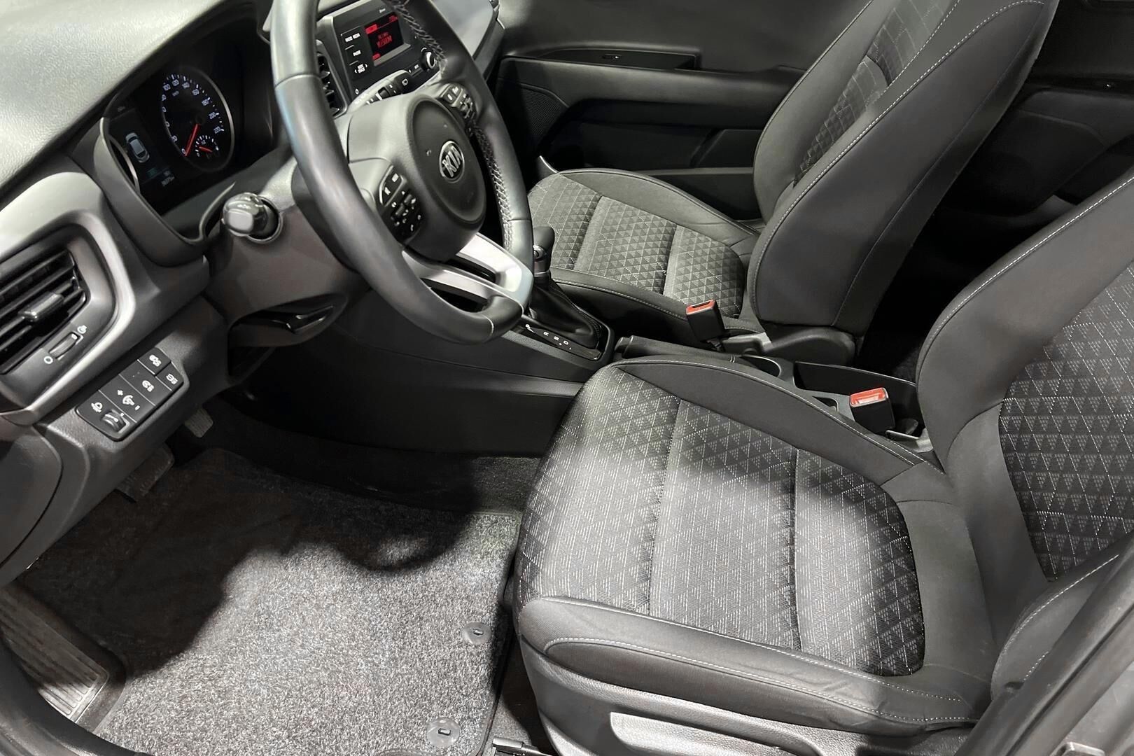 Kia Rio iso kuva 5