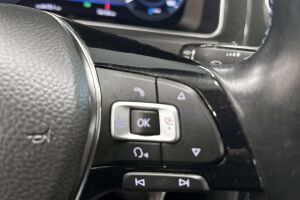 Volkswagen Golf esikatselu 21