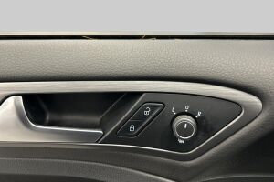 Volkswagen Golf esikatselu 24