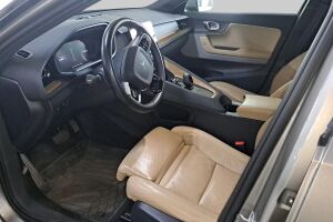 Polestar 2 esikatselu 2