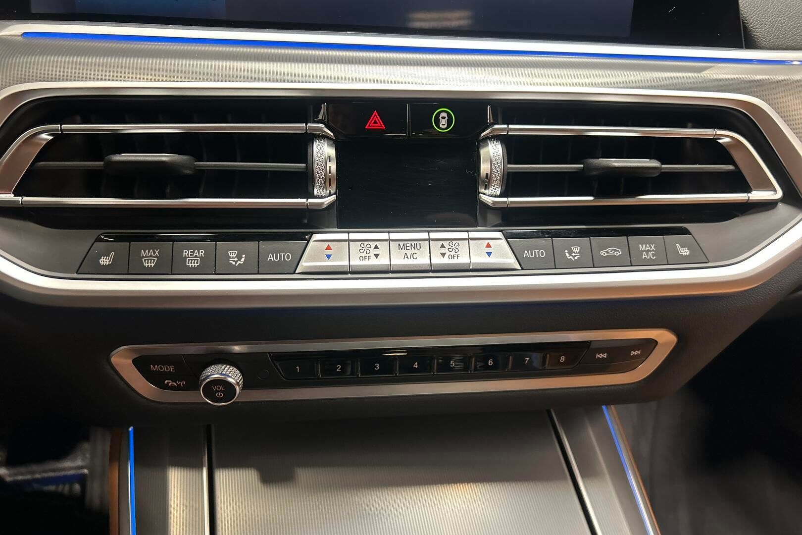BMW X5 iso kuva 12