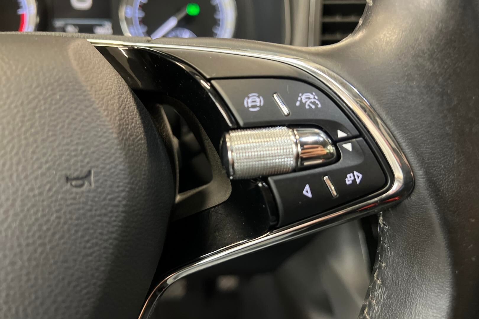 Skoda Karoq iso kuva 19