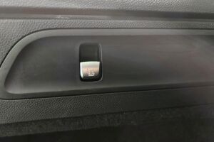 Mercedes-Benz GLC esikatselu 28