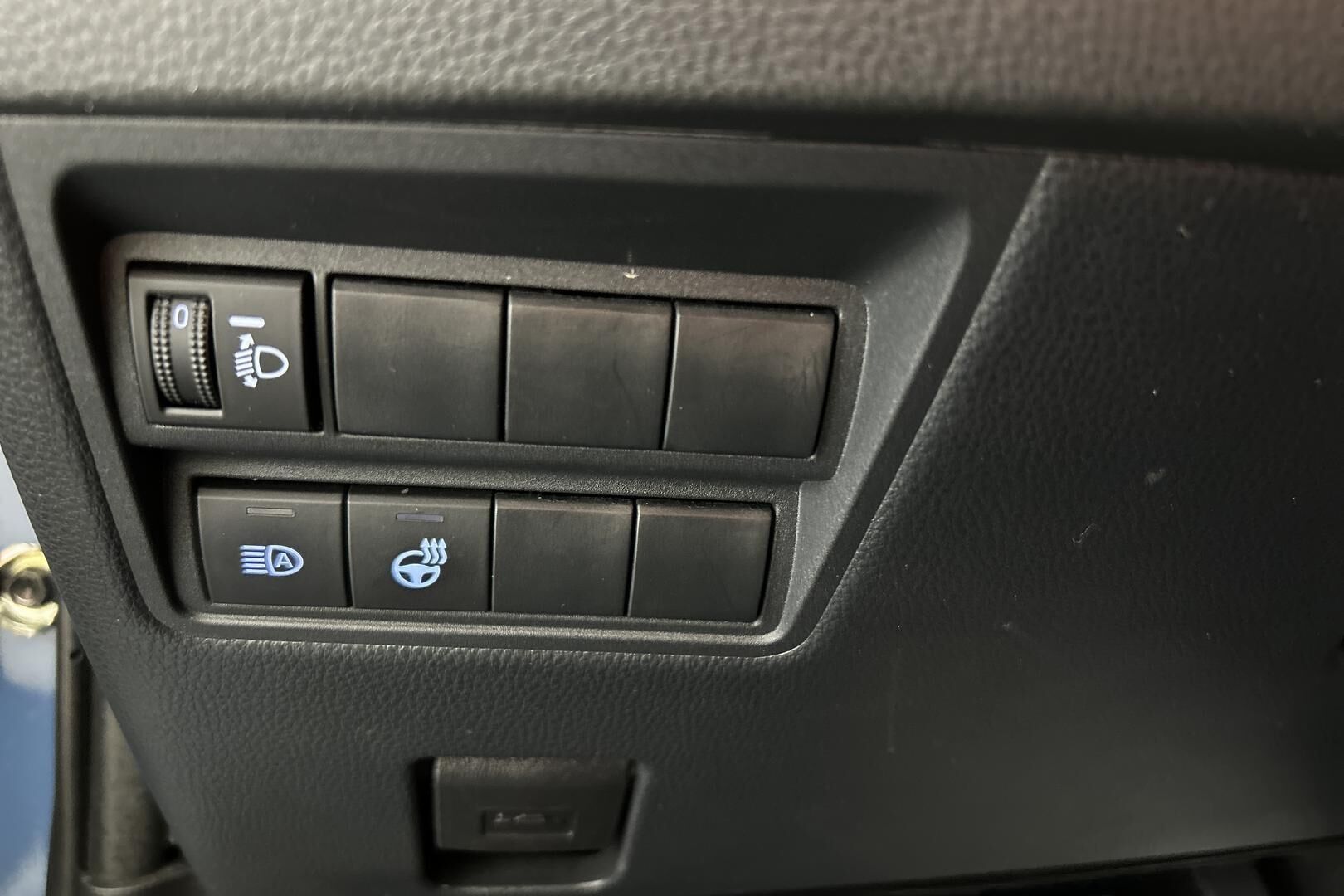 Toyota Yaris iso kuva 23