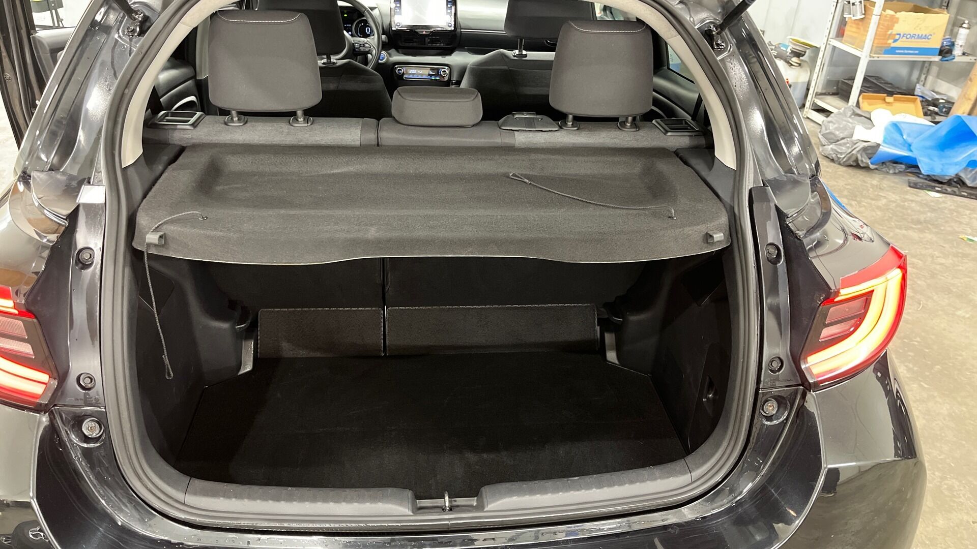 Toyota Yaris iso kuva 14
