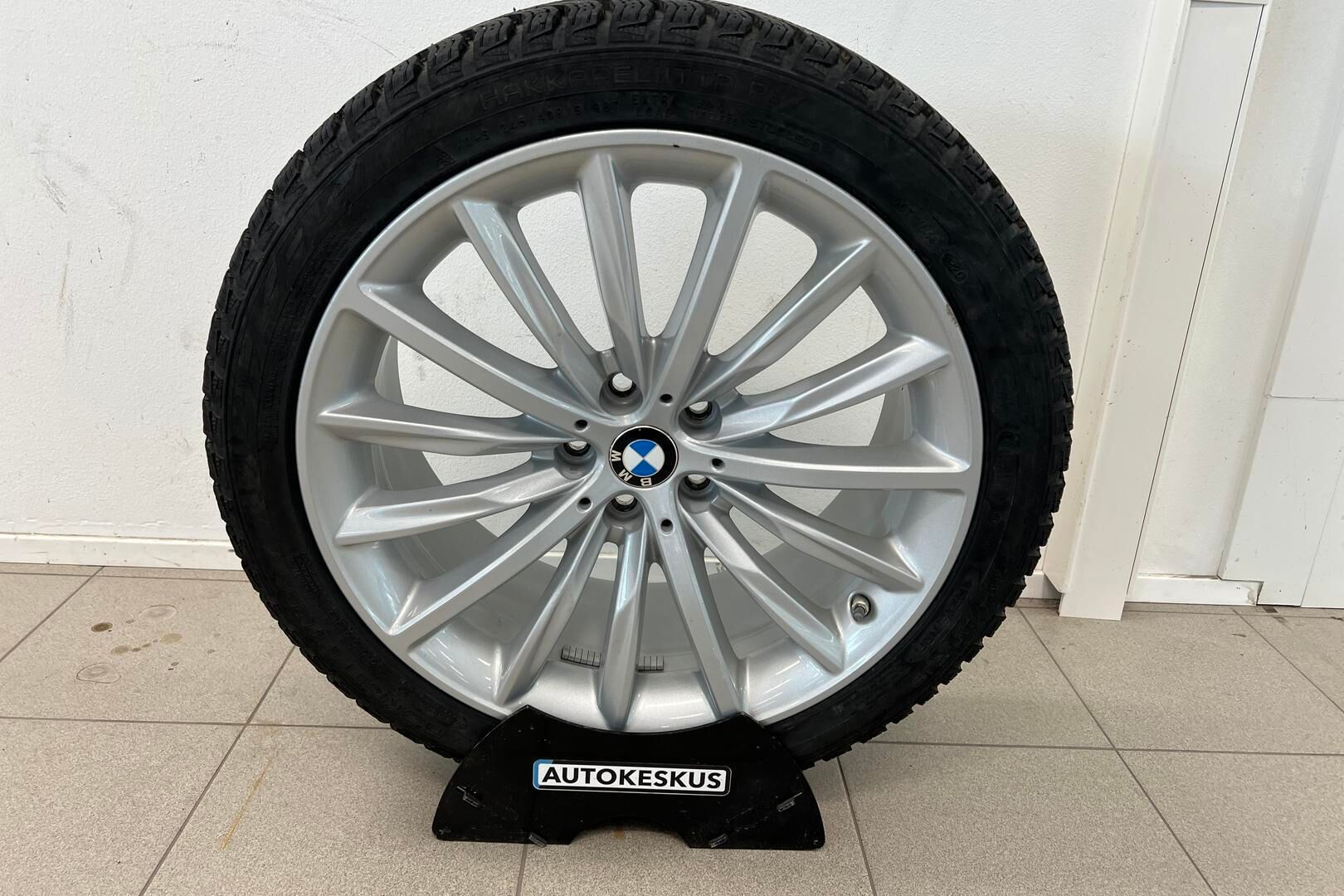 BMW 5-sarja iso kuva 24