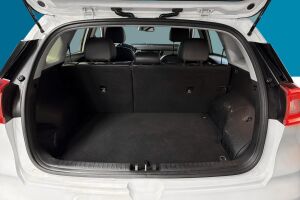 Kia Niro plug-in esikatselu 10