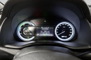 Kia Niro plug-in esikatselu 13