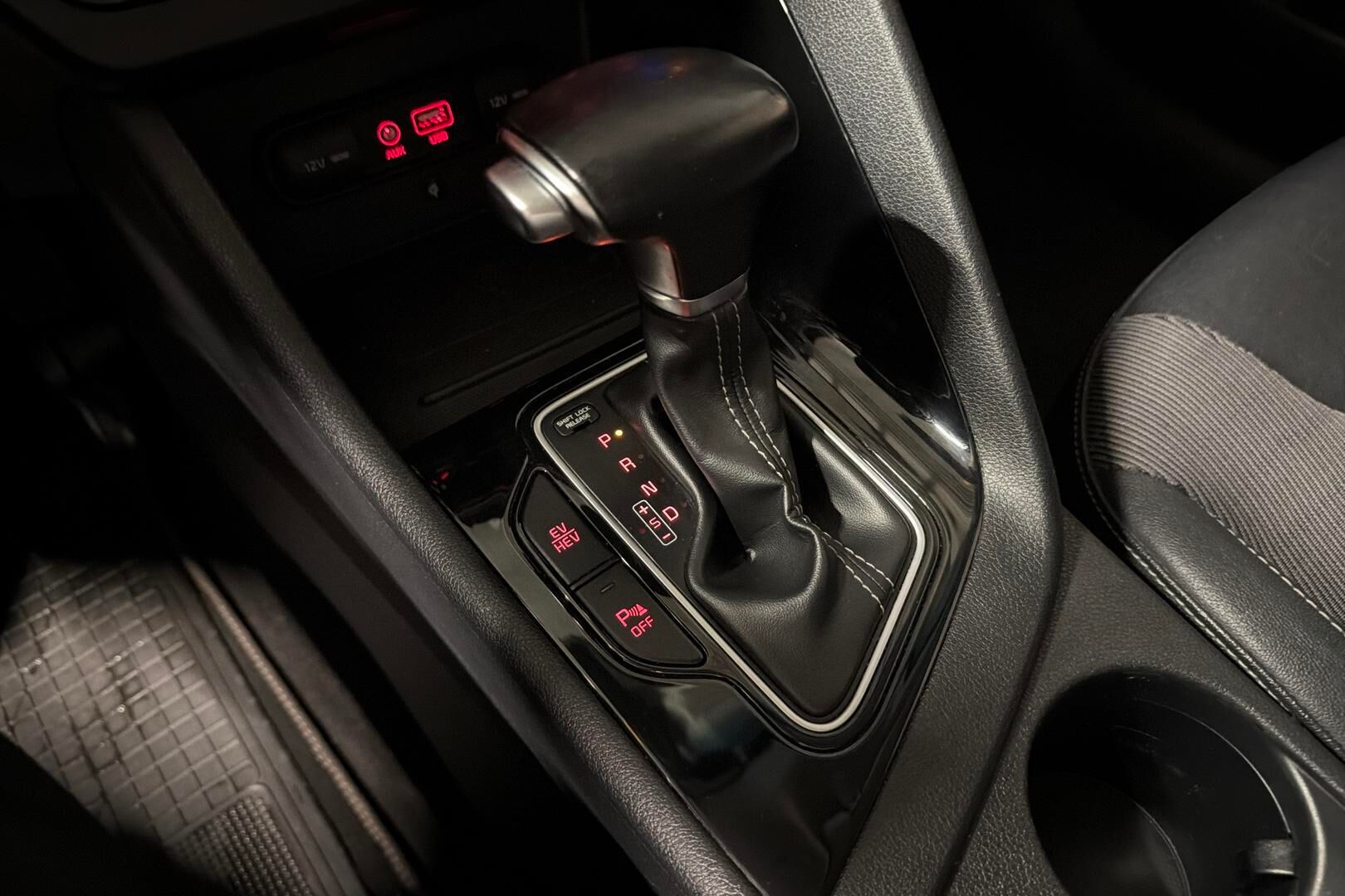 Kia Niro plug-in iso kuva 37