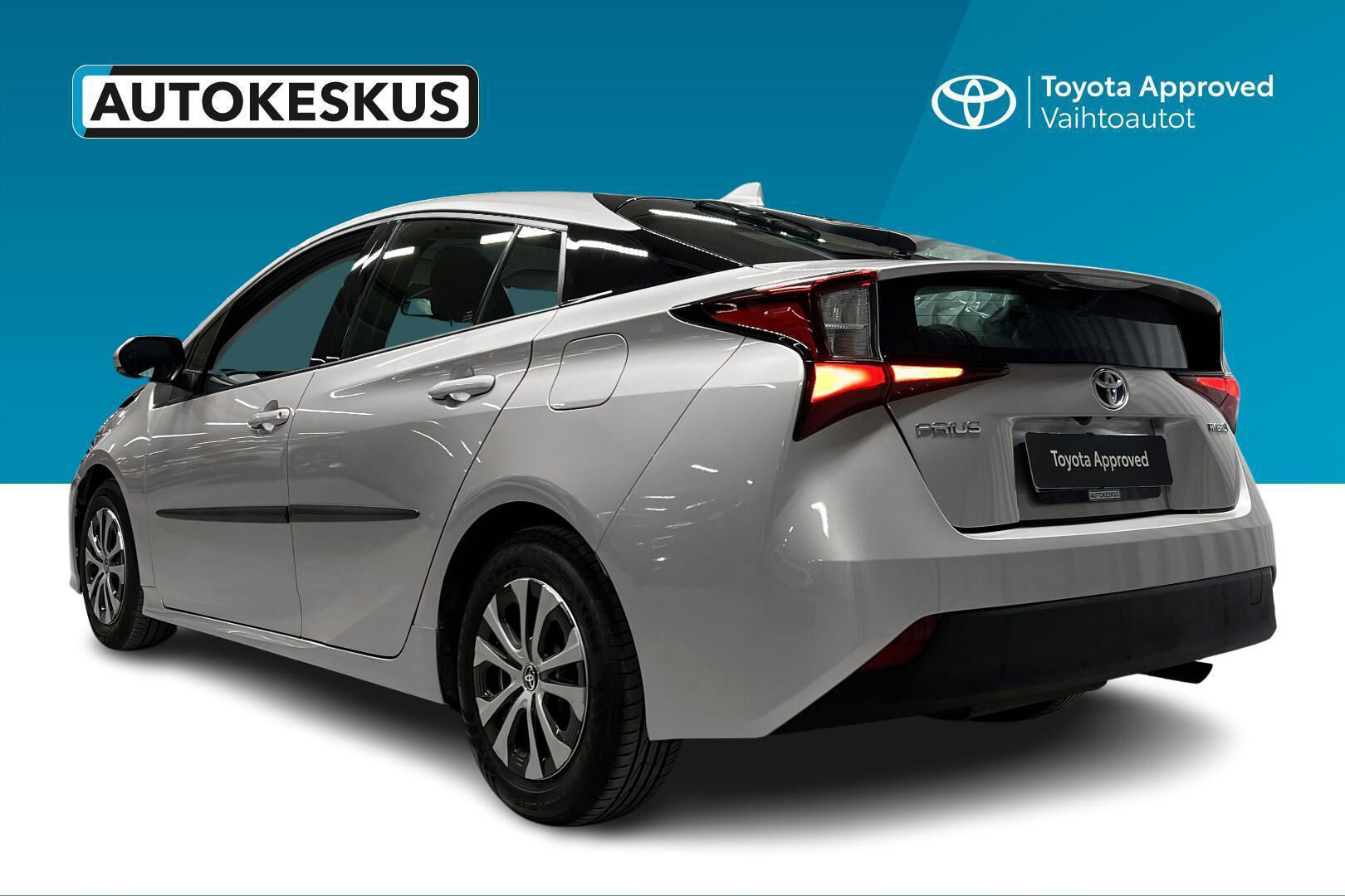 Toyota Prius iso kuva 3