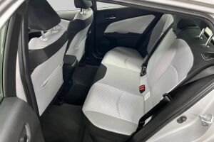Toyota Prius esikatselu 19
