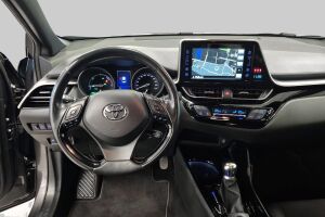 Toyota C-HR esikatselu 11