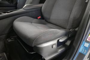 Toyota C-HR esikatselu 21