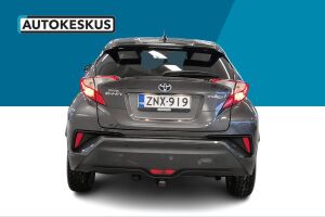 Toyota C-HR esikatselu 6