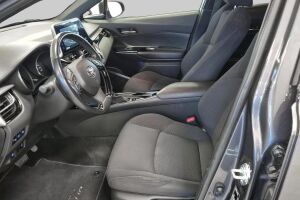 Toyota C-HR esikatselu 8