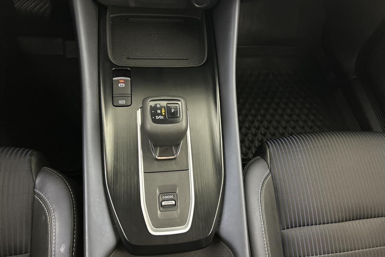 Nissan Qashqai iso kuva 22