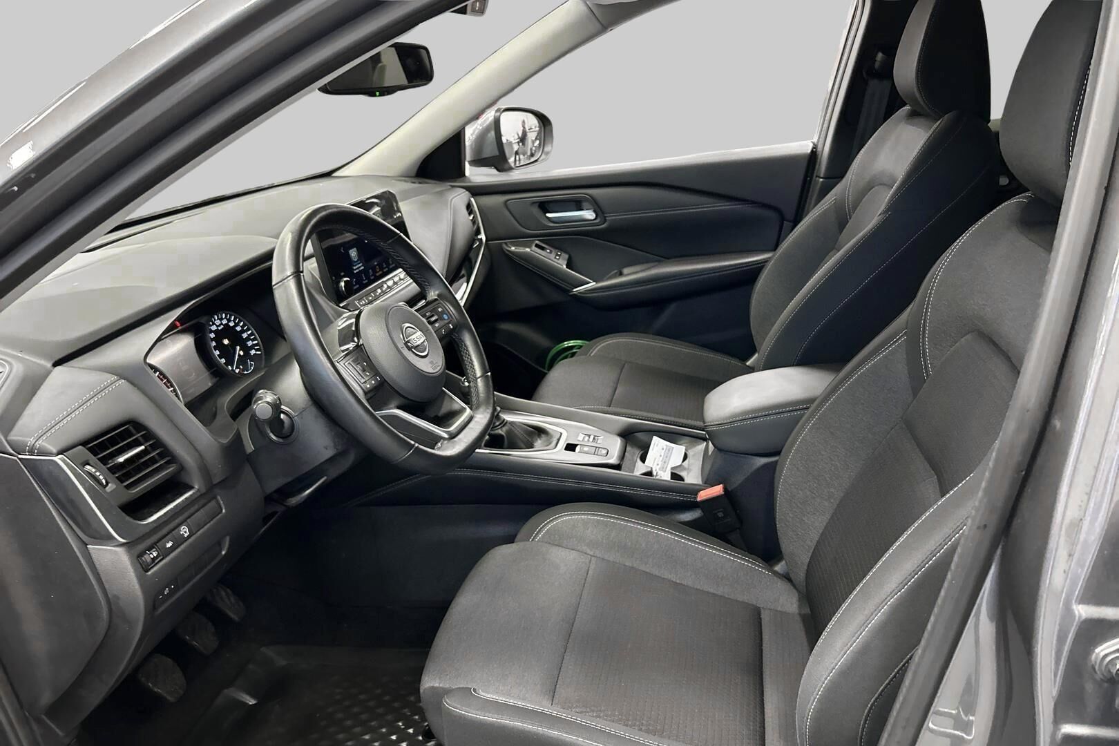 Nissan Qashqai iso kuva 10