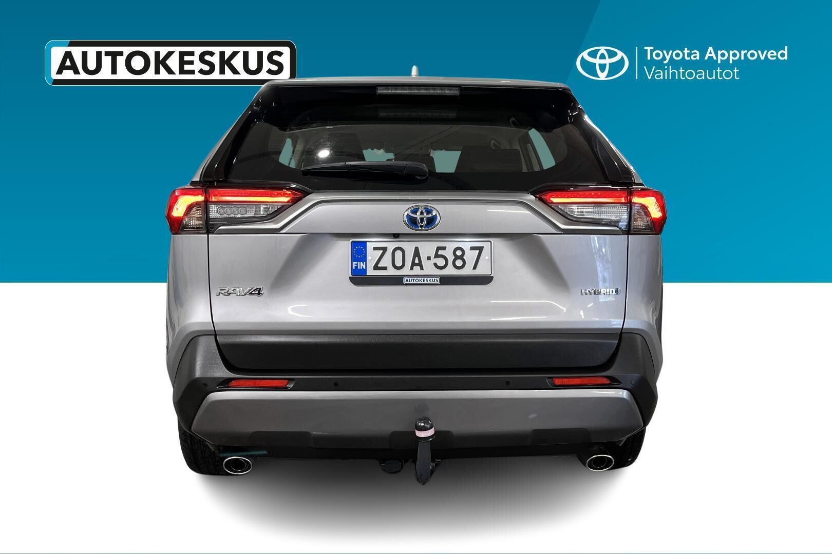 Toyota RAV4 iso kuva 5