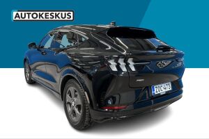 Ford Mustang Mach-E esikatselu 6