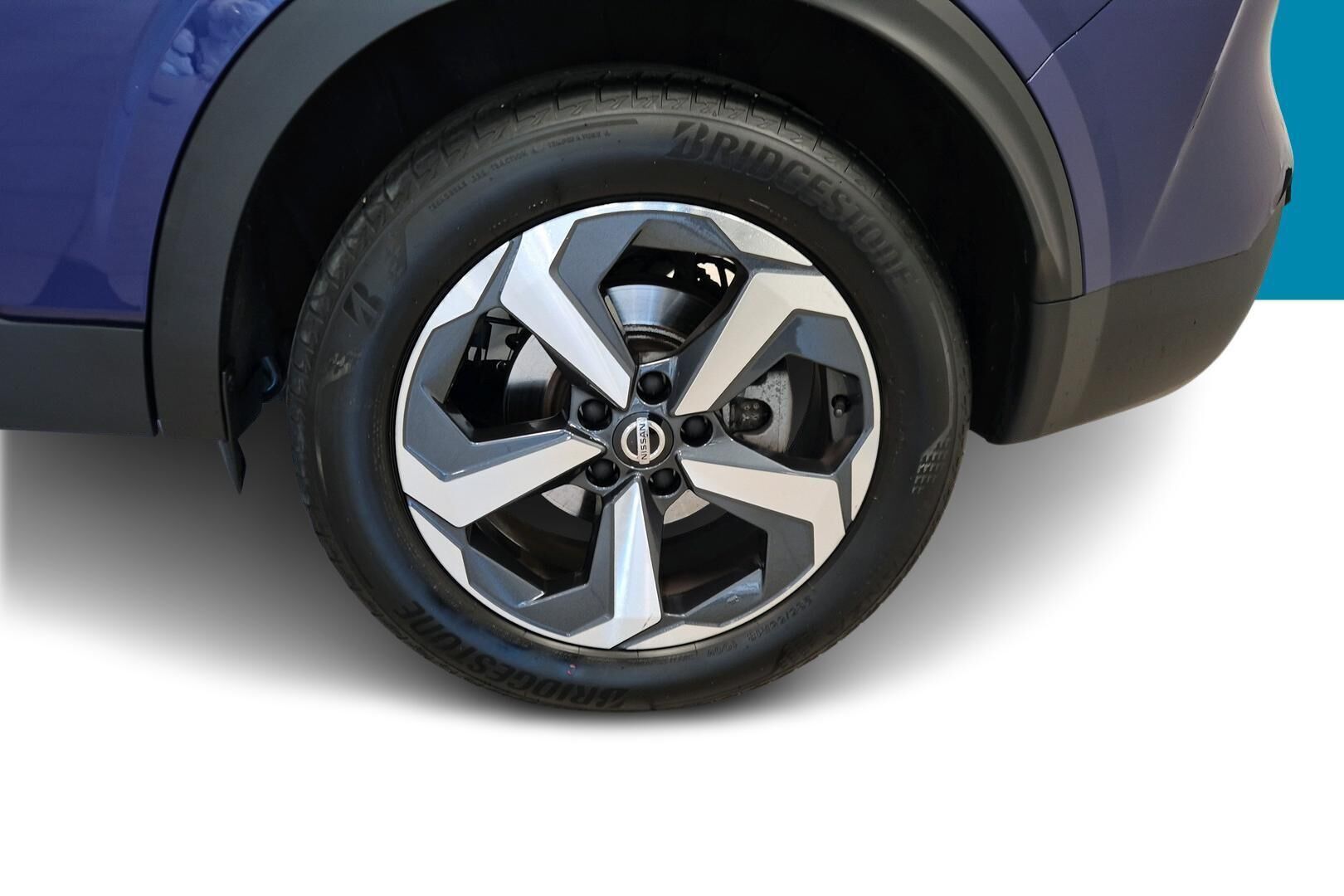 Nissan Qashqai iso kuva 24