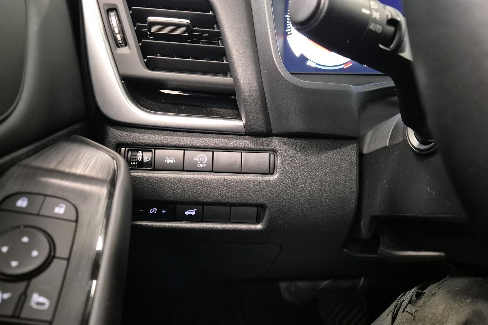 Nissan Qashqai iso kuva 18