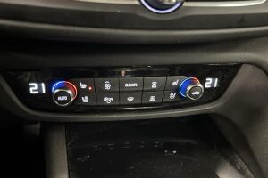 Opel Insignia esikatselu 23