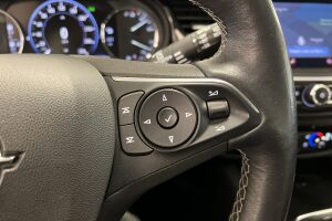 Opel Insignia esikatselu 13