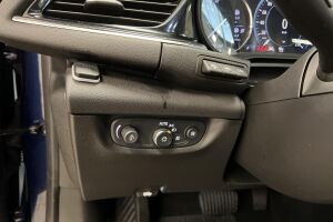 Opel Insignia esikatselu 24