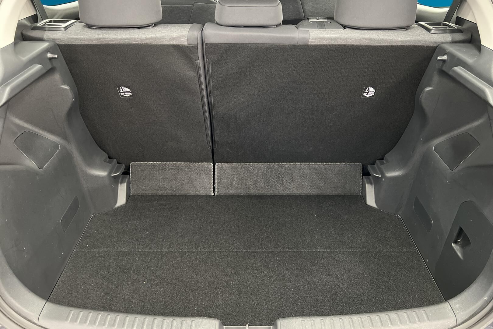 Toyota Yaris iso kuva 11