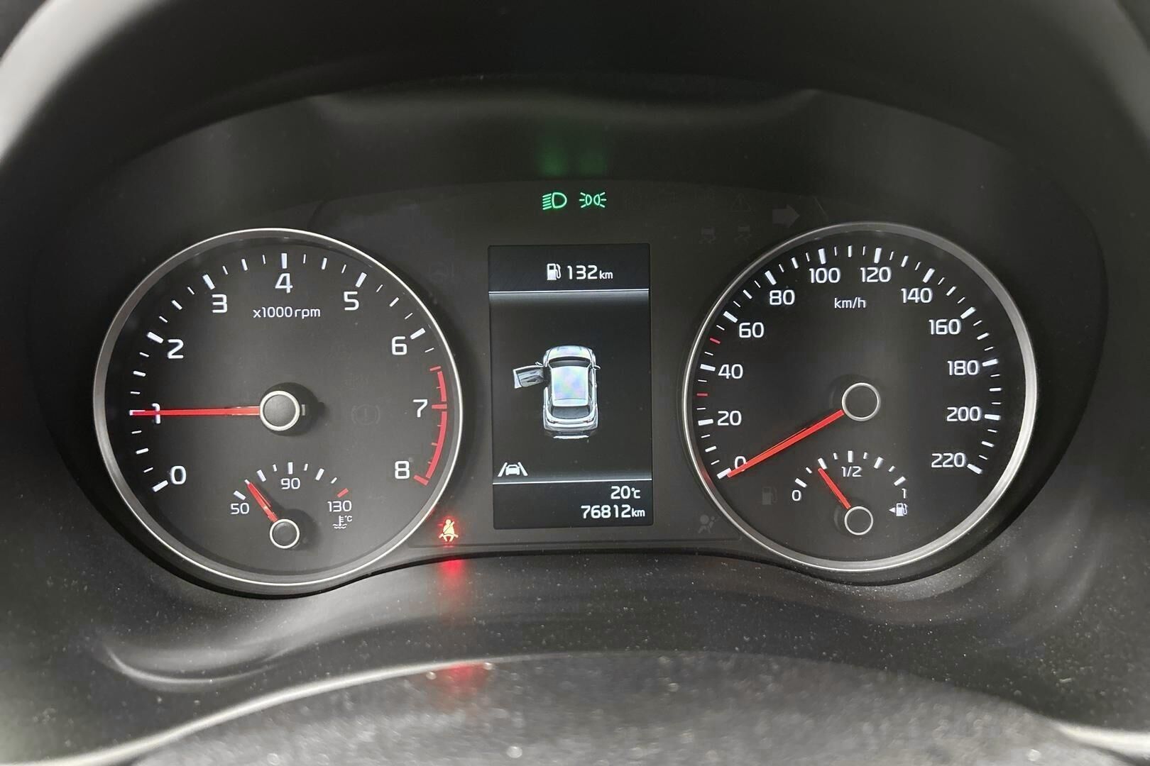 Kia Stonic iso kuva 18
