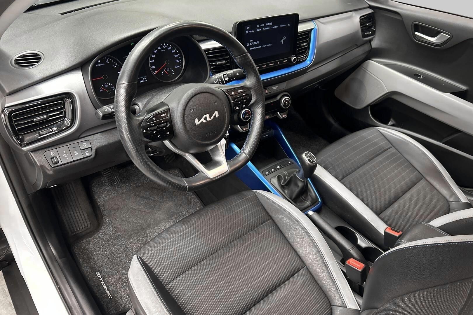 Kia Stonic iso kuva 9
