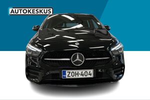 Mercedes-Benz B esikatselu 1