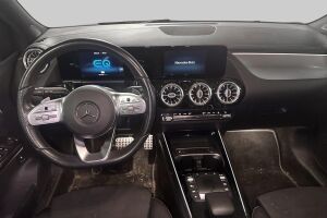 Mercedes-Benz B esikatselu 1