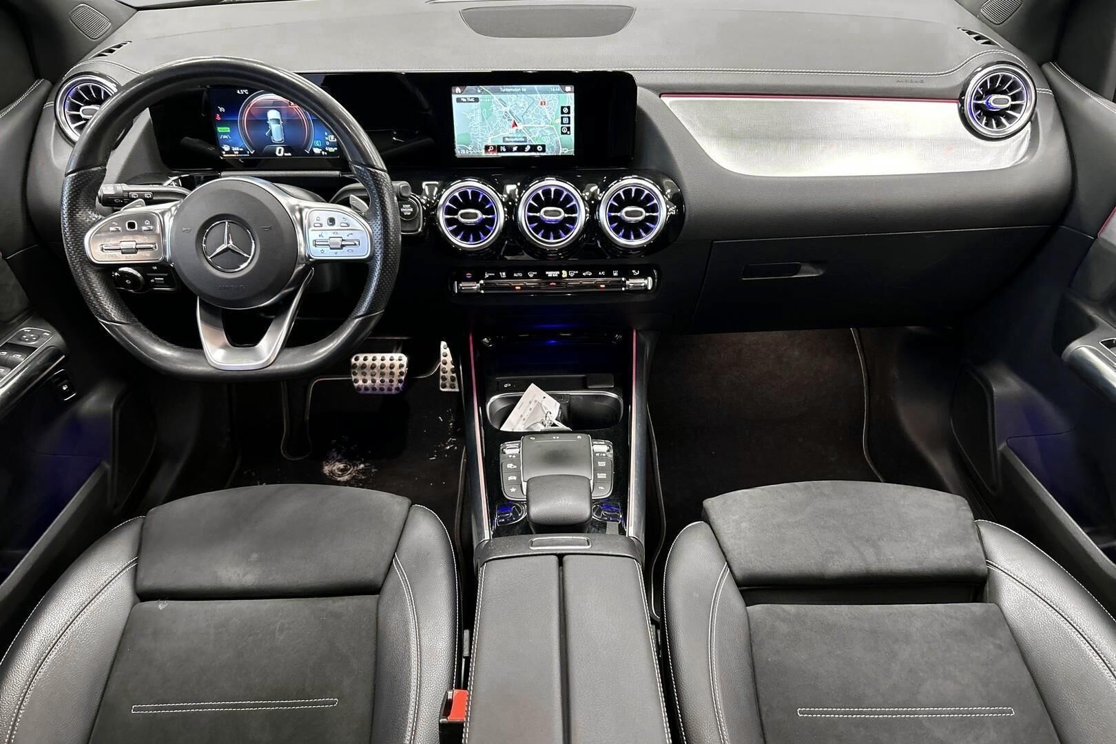 Mercedes-Benz B iso kuva 10