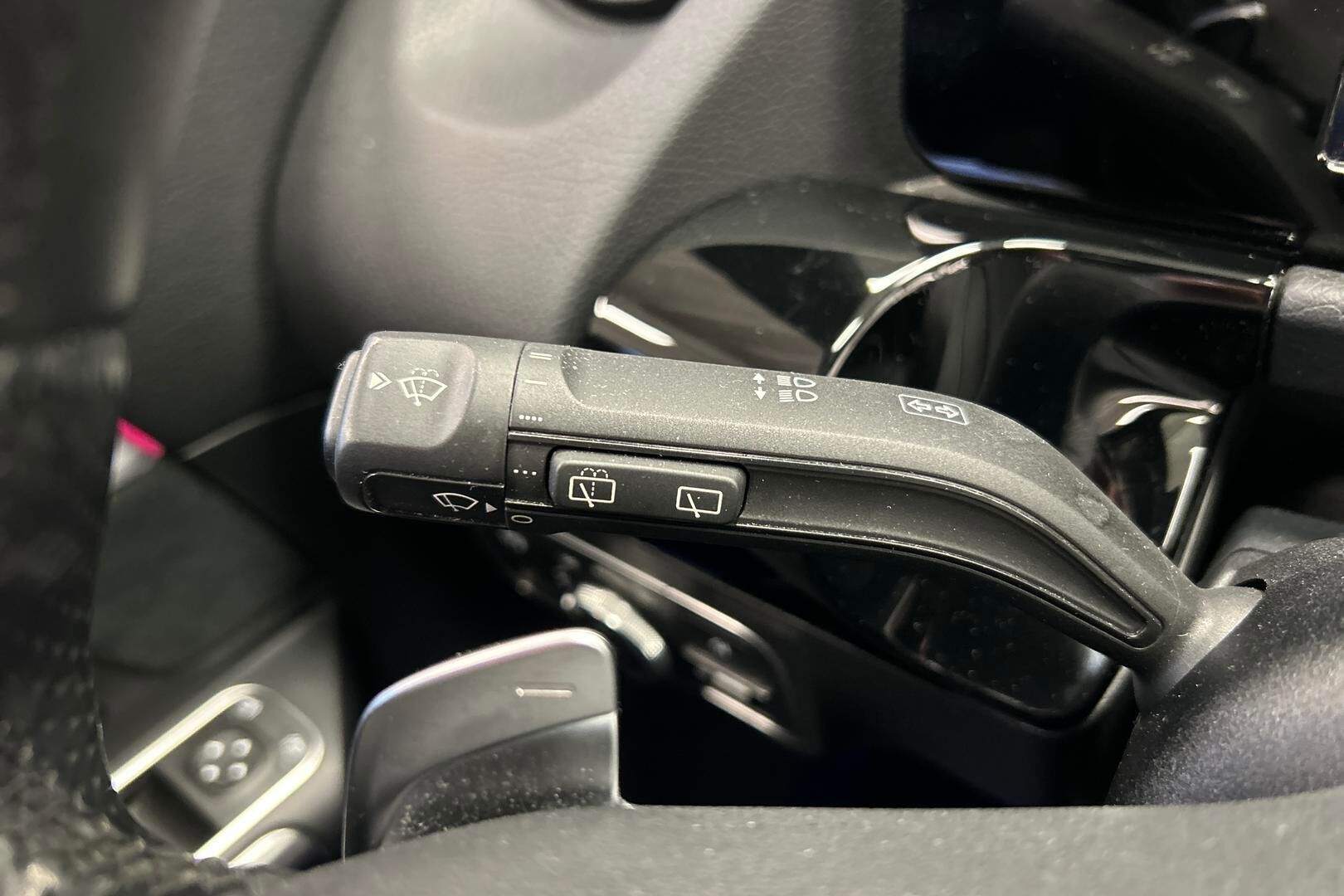 Mercedes-Benz B iso kuva 18