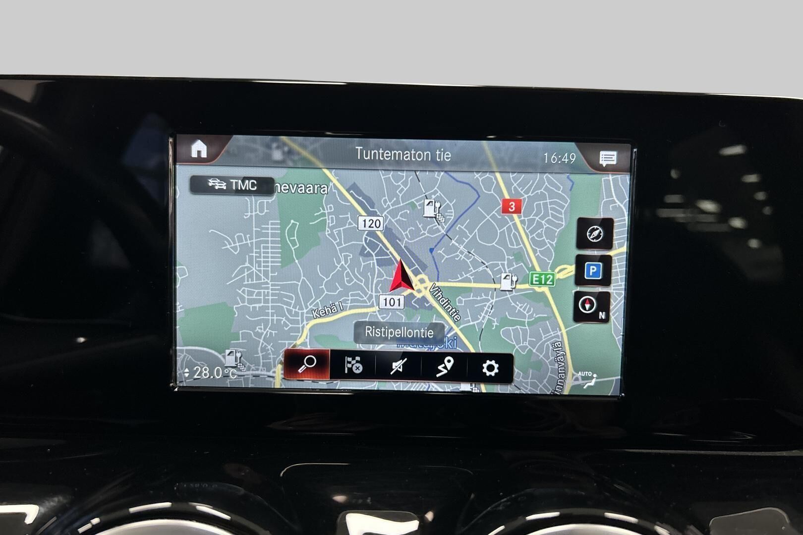 Mercedes-Benz B iso kuva 21