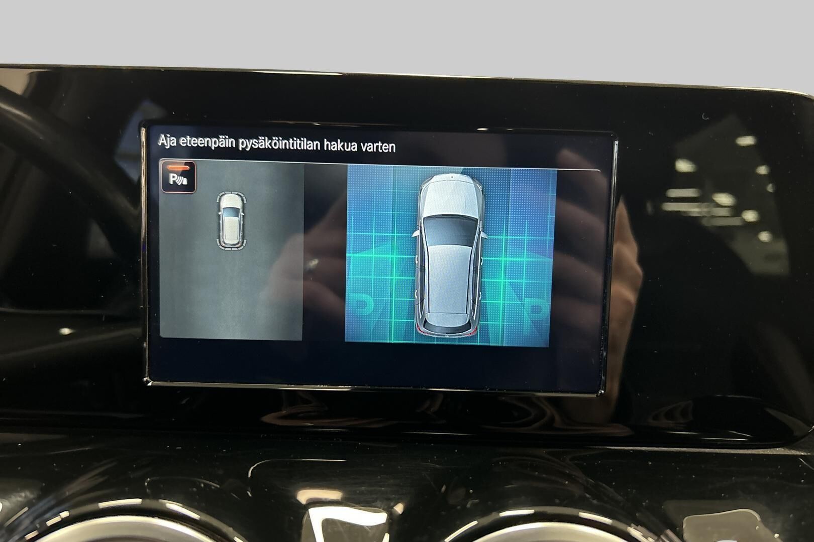 Mercedes-Benz B iso kuva 33