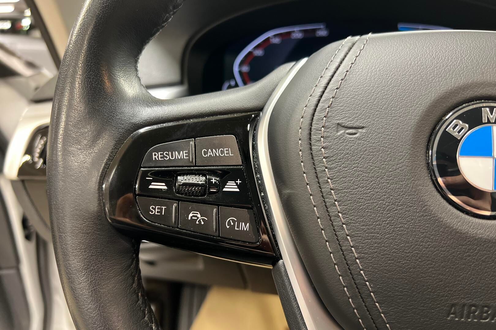 BMW 5-sarja iso kuva 18