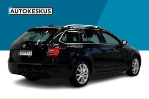 Skoda Octavia esikatselu 12