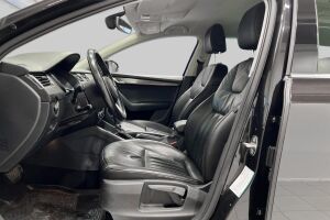 Skoda Octavia esikatselu 16