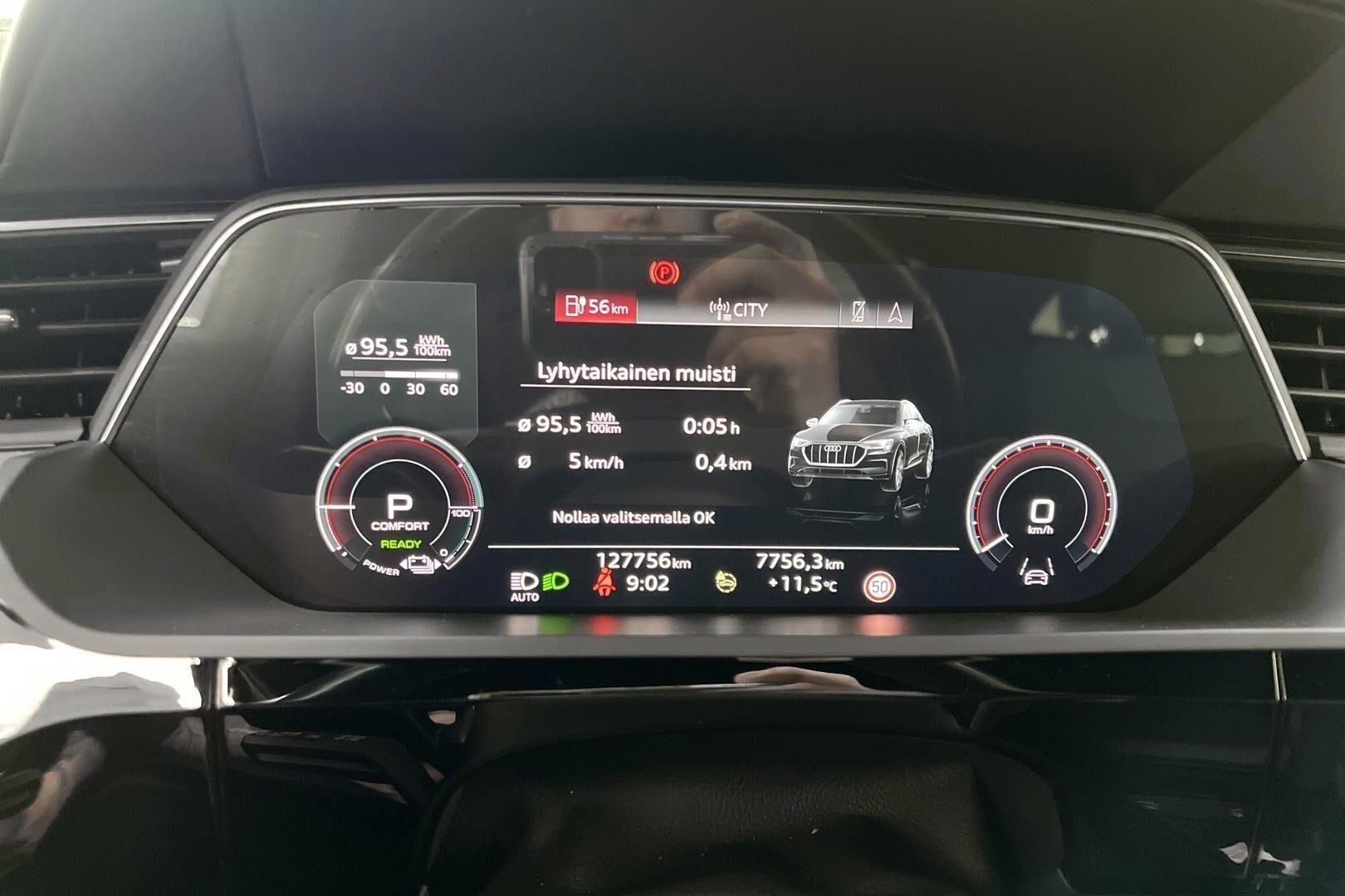 Audi e-tron iso kuva 14