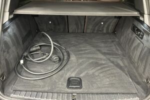 BMW iX esikatselu 12