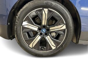 BMW iX esikatselu 13