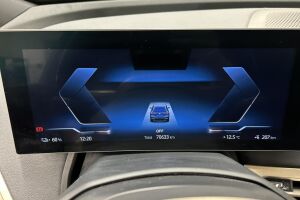 BMW iX esikatselu 14