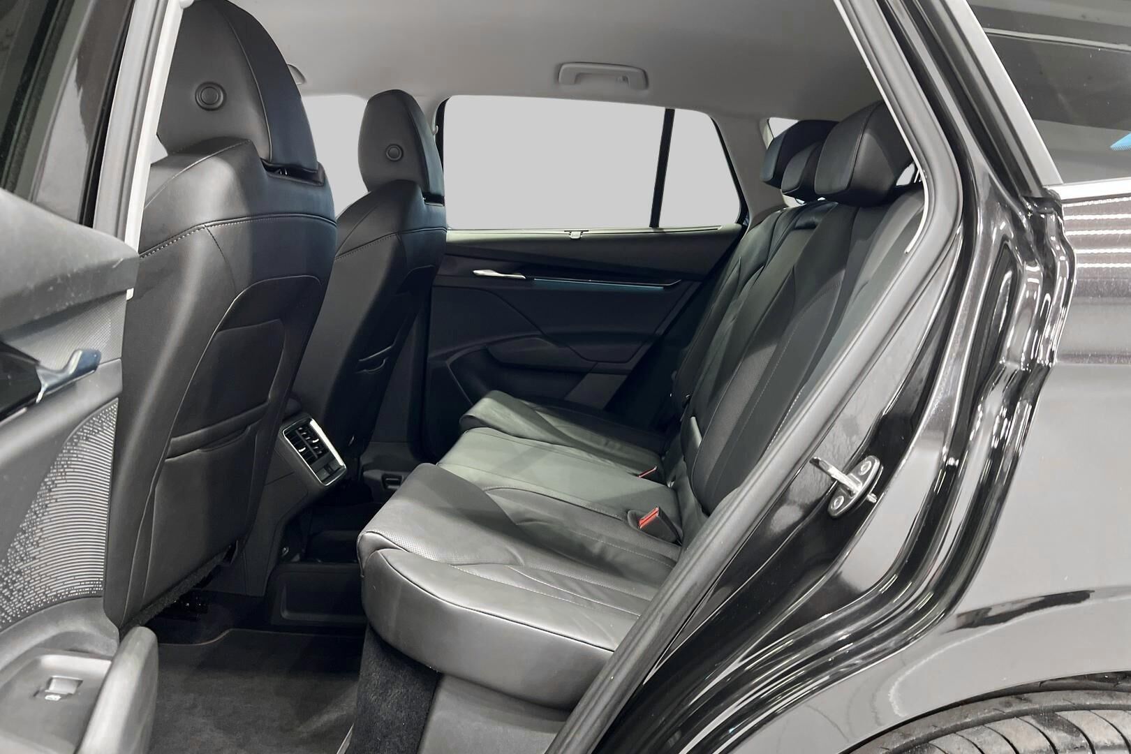 Skoda Enyaq iso kuva 10